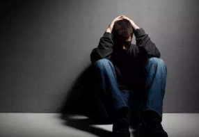 男人容易得抑郁症吗 抑郁症早期有四种表现