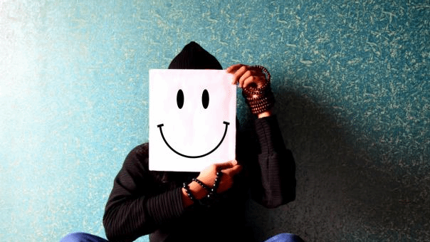 啥是微笑型抑郁？ 教你识别微笑型抑郁的3个方法