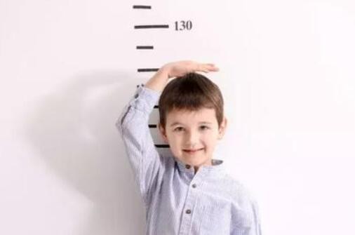 孩子能吃能喝 为什么身高不长？盘点4个错误认知