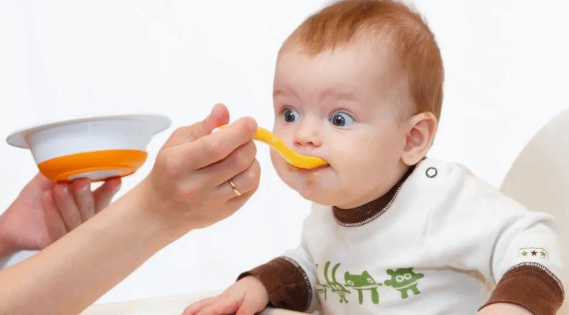 为什么要给宝宝添加辅食？主要有这4个好处