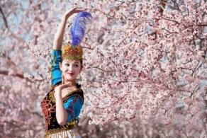 【原创】走起，和新疆的春天约一场花事