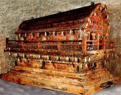 神秘契丹 彩绘木棺见证民族间文化融合