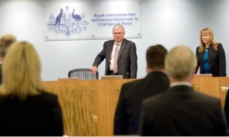 澳大利亚：耶和华见证人无法保护儿童免受虐待