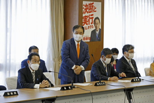 日本自民党高官支持反邪教立法讨论