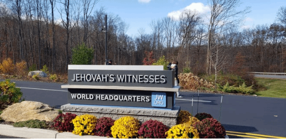 日本律师谴责“耶和华见证人”不让信徒子女接受输血治疗